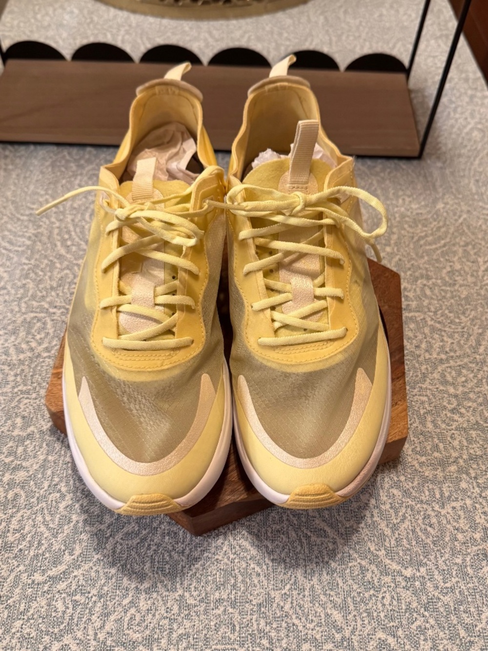 Nike Air Max Dia LX Yellow Luminous Green Sneakers - Women's Size 8